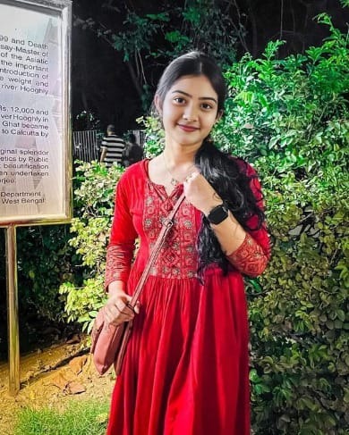 female Call Girls in Zirakpur