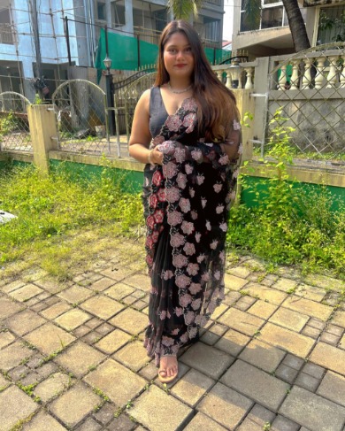 high profile Call Girls in Zirakpur