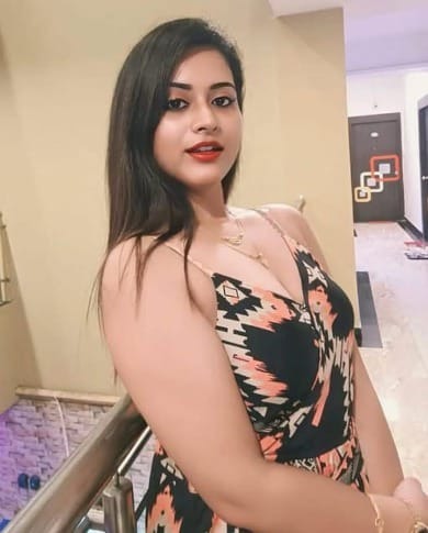 high profile Call Girls in Zirakpur