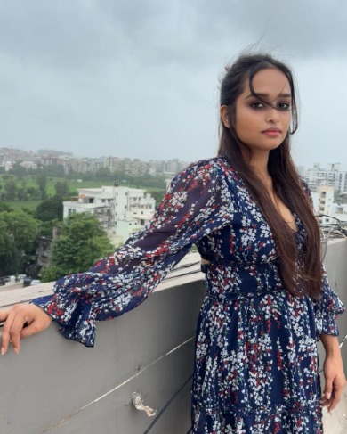 high profile Call Girls in Zirakpur